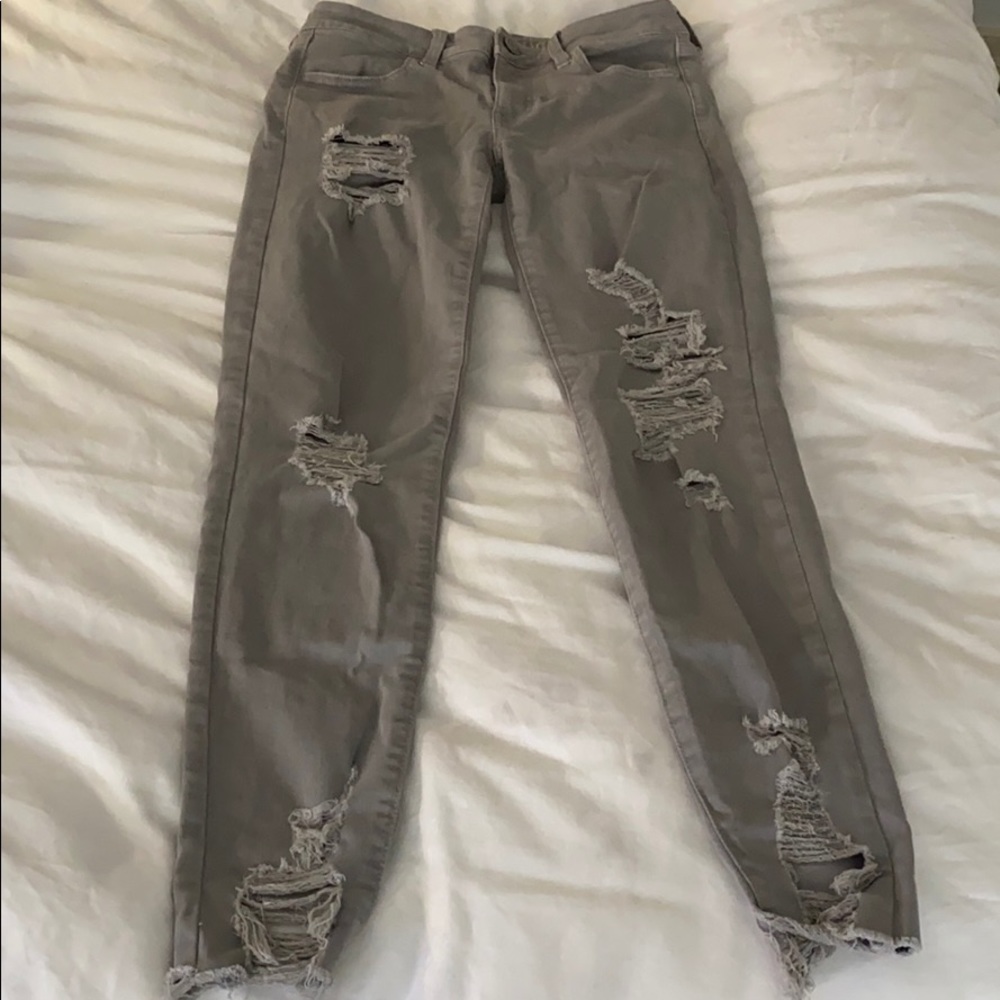 grey american eagle jeans
